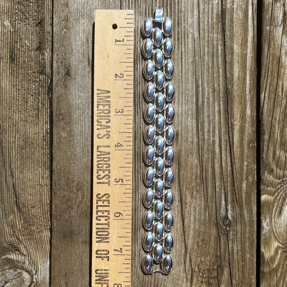 Panther Link Silver-tone Bracelet - Statement Piece - Picture 5 of 5